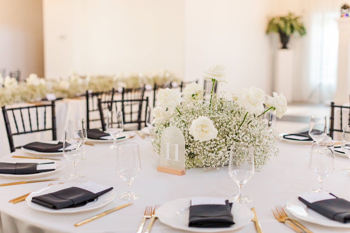 Lauren&Jacob_RecptionDetails-10