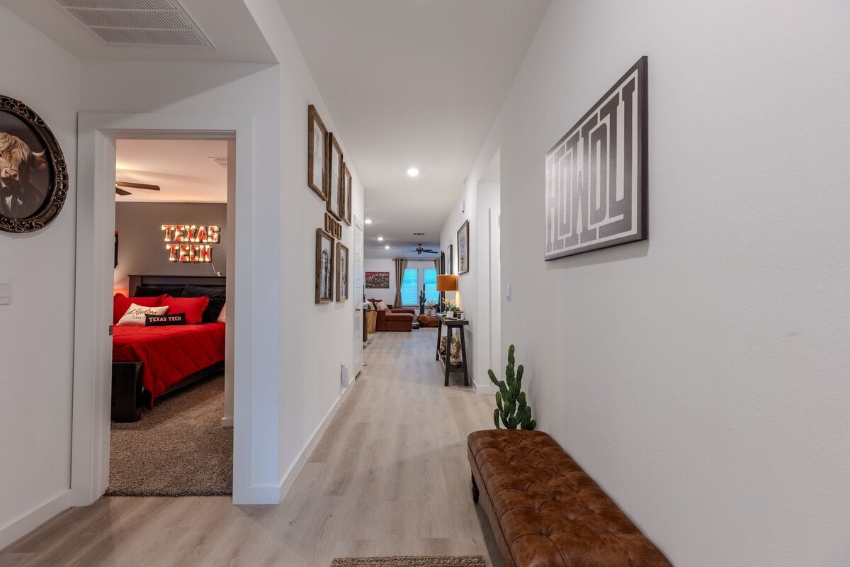 14_806 Hideout-0792-HDR