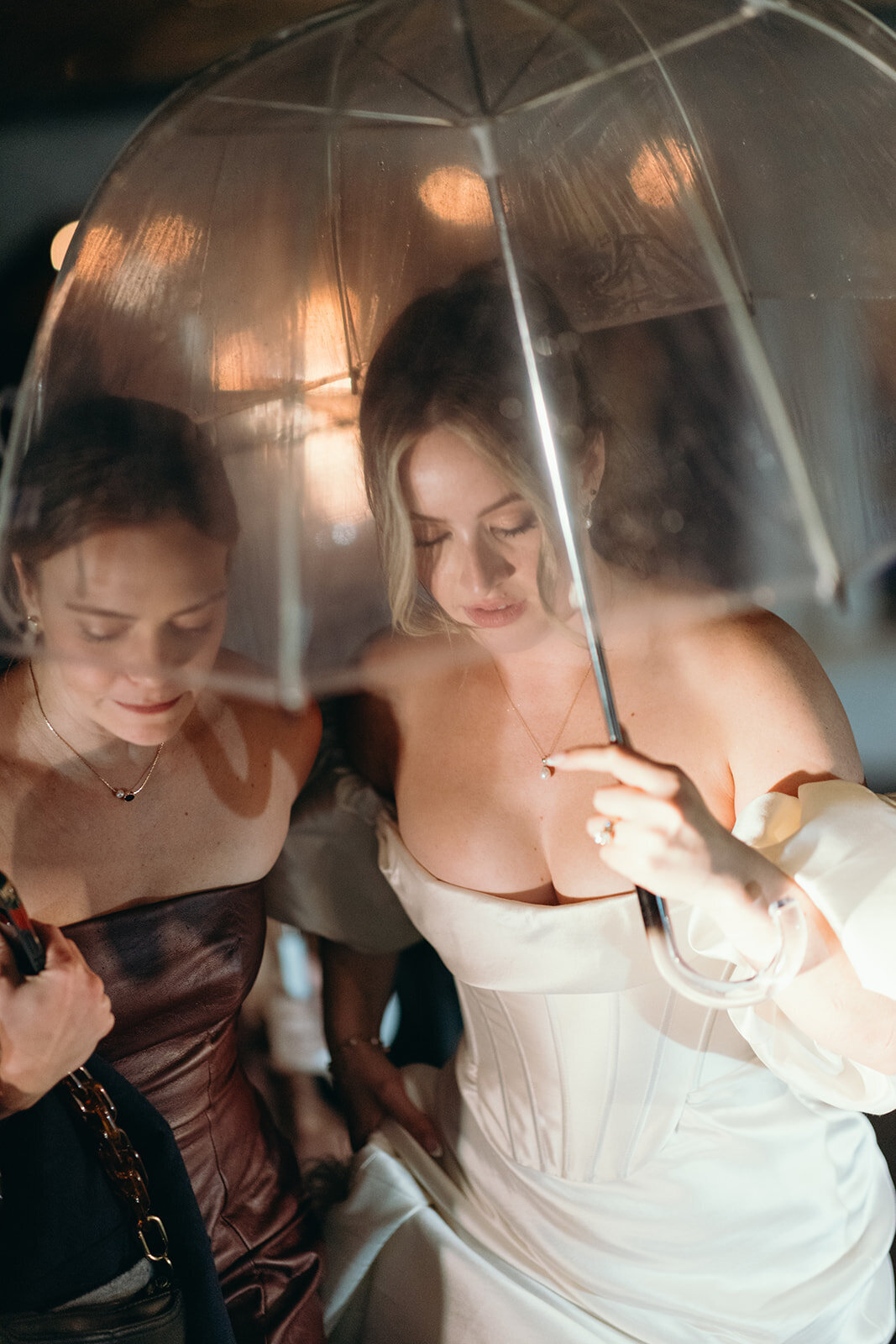 rainy-fall-reception-stanley-park-pavilion-vancouver-thegodards
