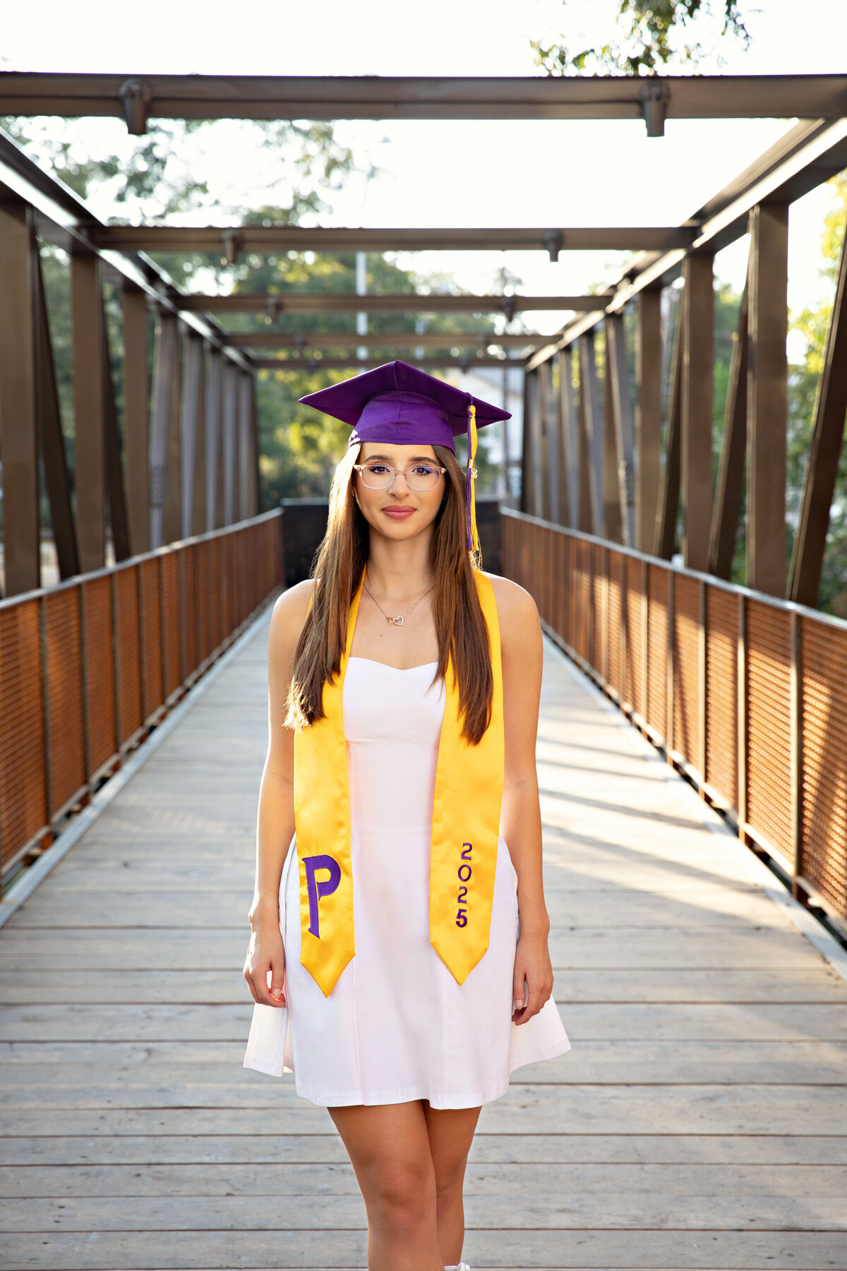 seniorgraduationclassof202520262027bestphotographertudiofamilybirthdaynewbornboyamilynewborngirlfirstbirthdayportraiturephotographystudioportraitsnewborngirlboyfamilyEvaMaganaPhotographychildphotographer (27 of 31)
