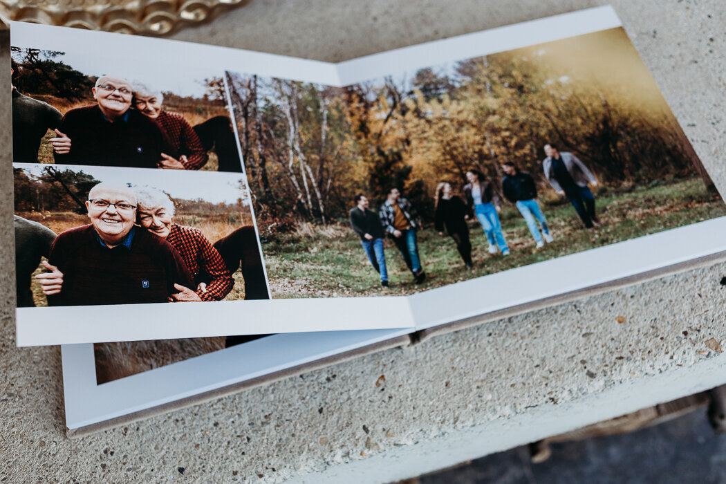 60jaargetrouwd, diamantenhuwelijk, familiefotograaf, bosschenhoofd, oudenbosch, rijsbergen, rucphen, fotograafbrabant, schijf, achtmaal, koffietafelboek, halderberge. fotovankleinkinderen