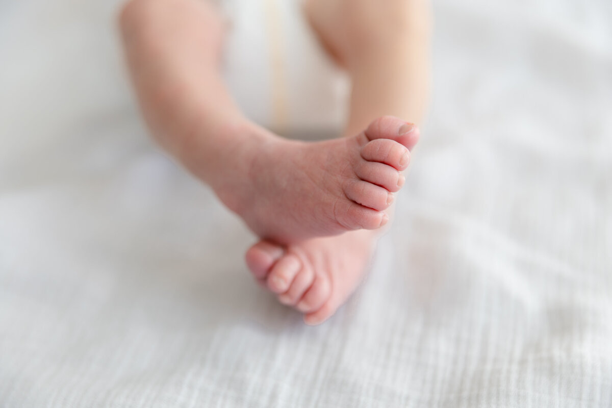 2023-09-15 Thurber Newborn IMG_90-11