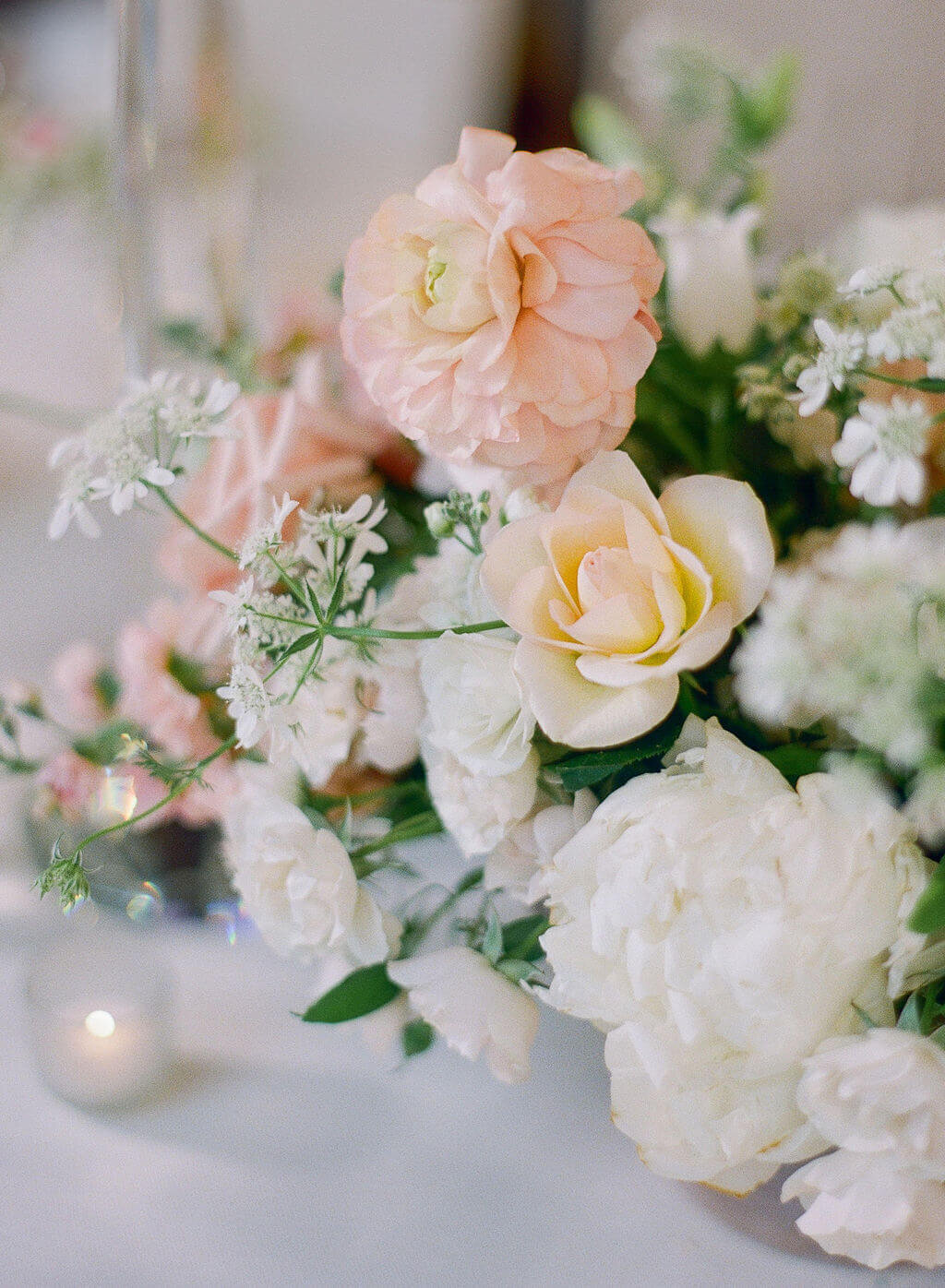 molly-luke-floral-centerpiece-wedding-springvale-floral