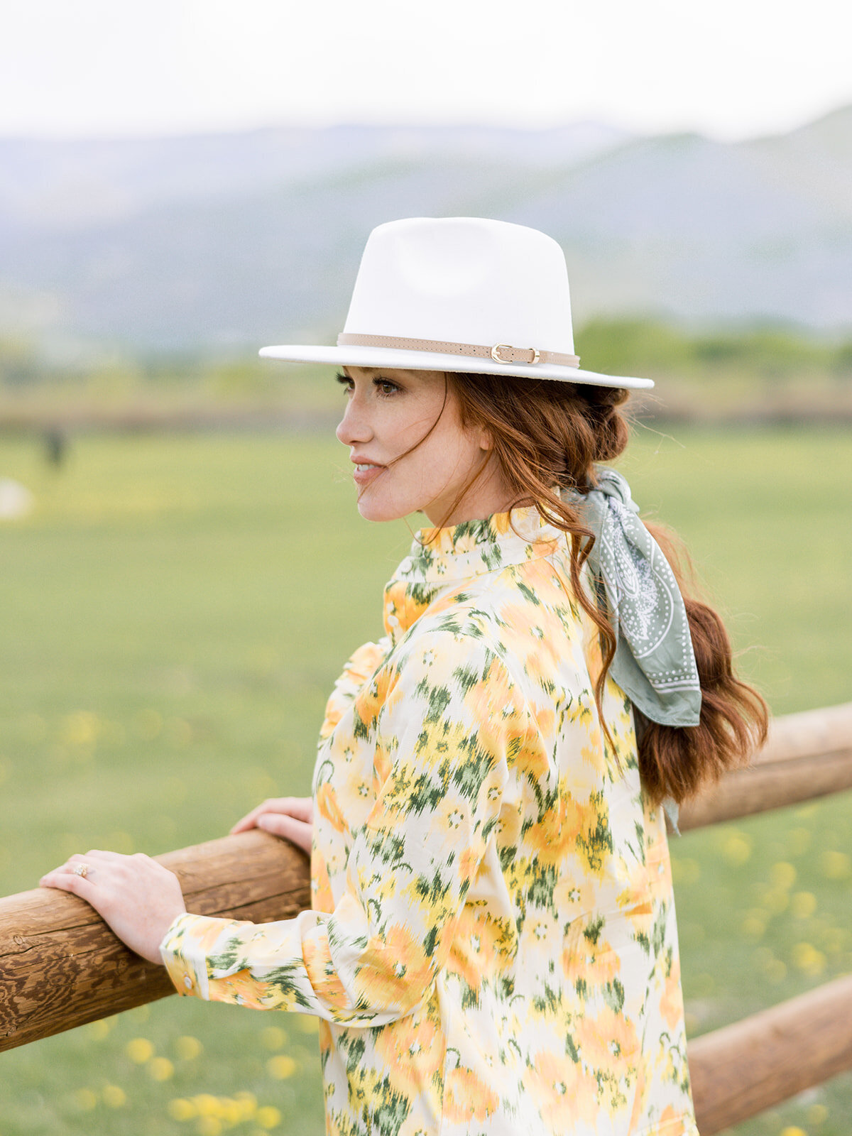 brooke-nash-photography-aspen-colorado-engagement-session-105