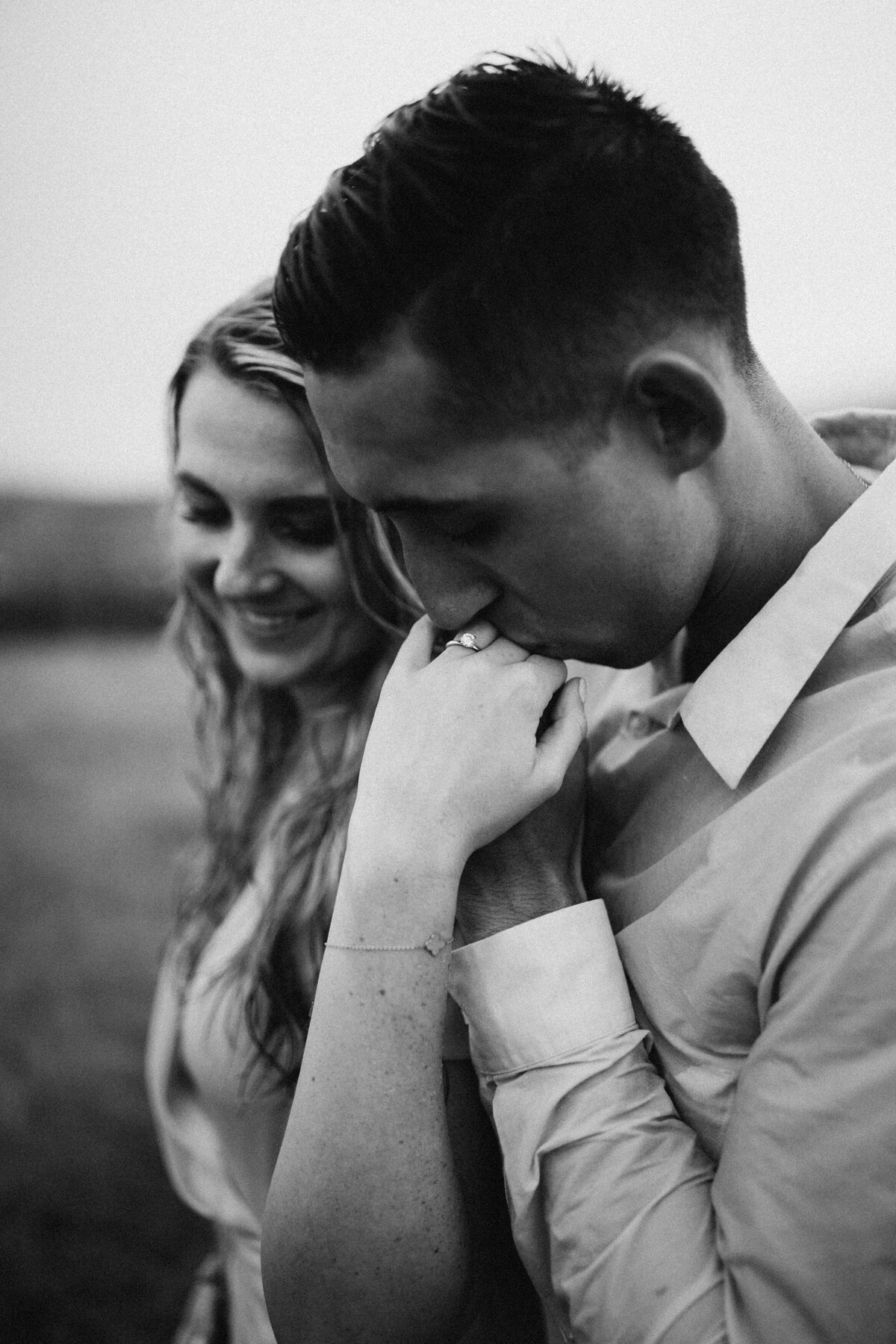 engagement-photos-montana-fields-22