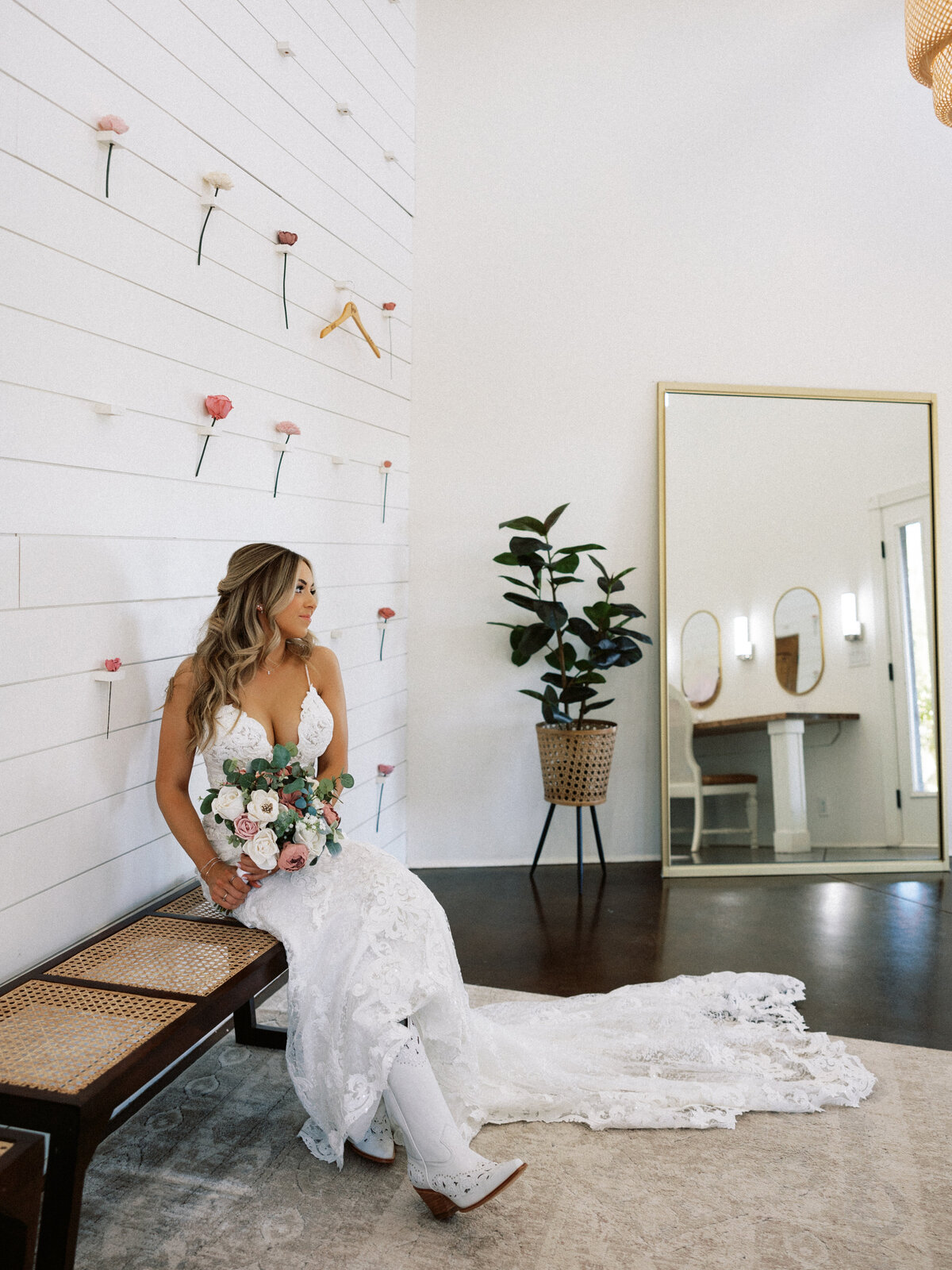 Tori+HunterWedding_Teasers-16