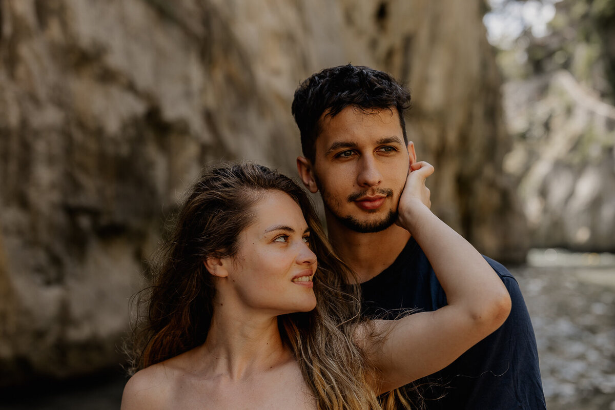 amalfi italy couple photos