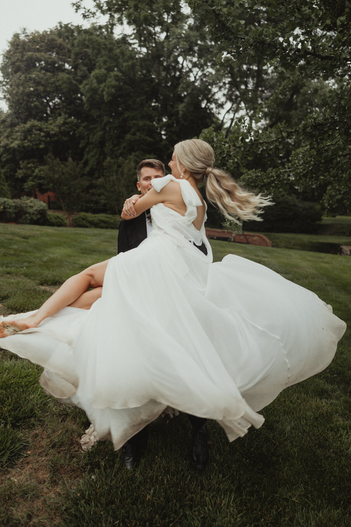 kansascitytravelingweddingphotographer-136