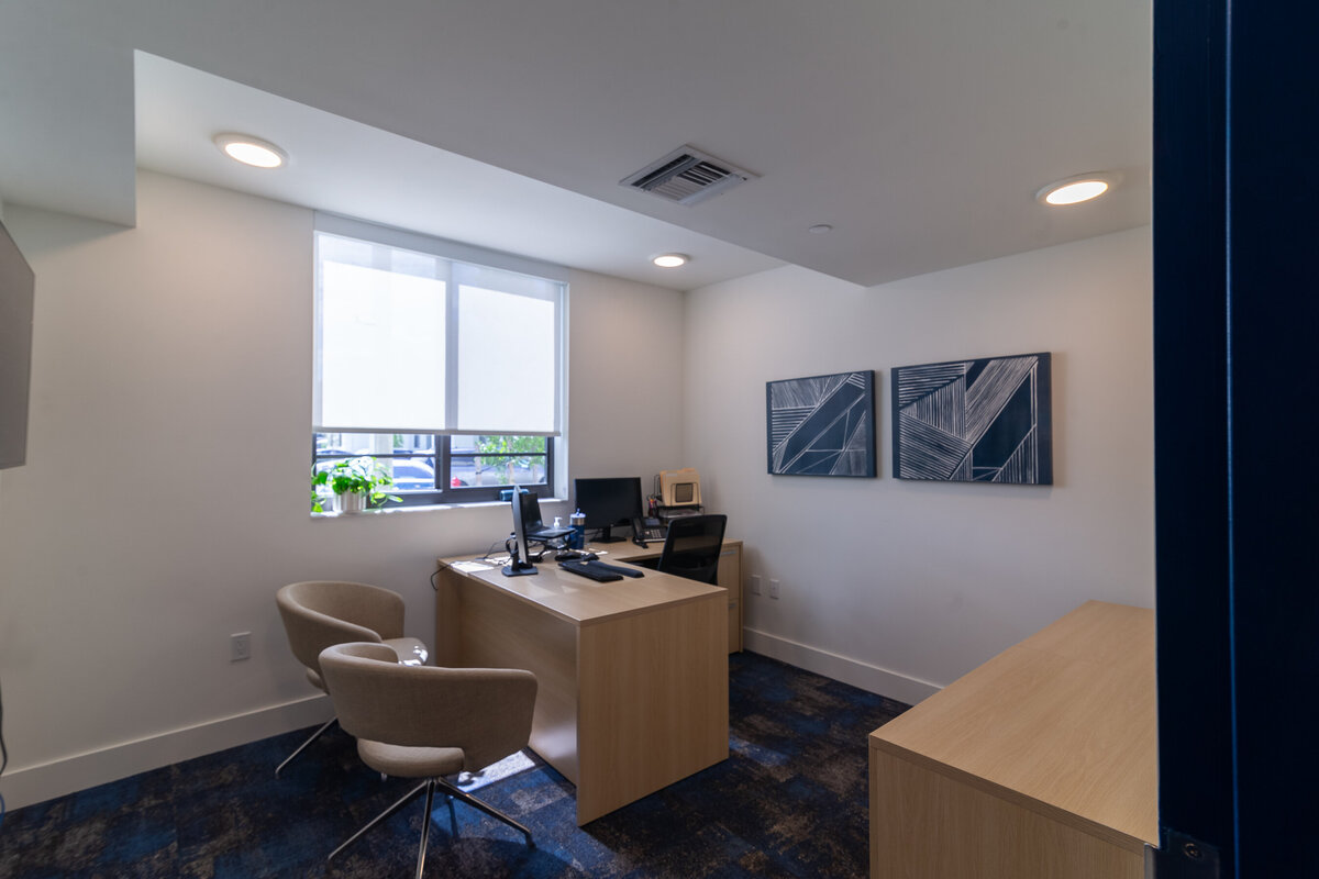 062524BERKELYPALMBEACH-129