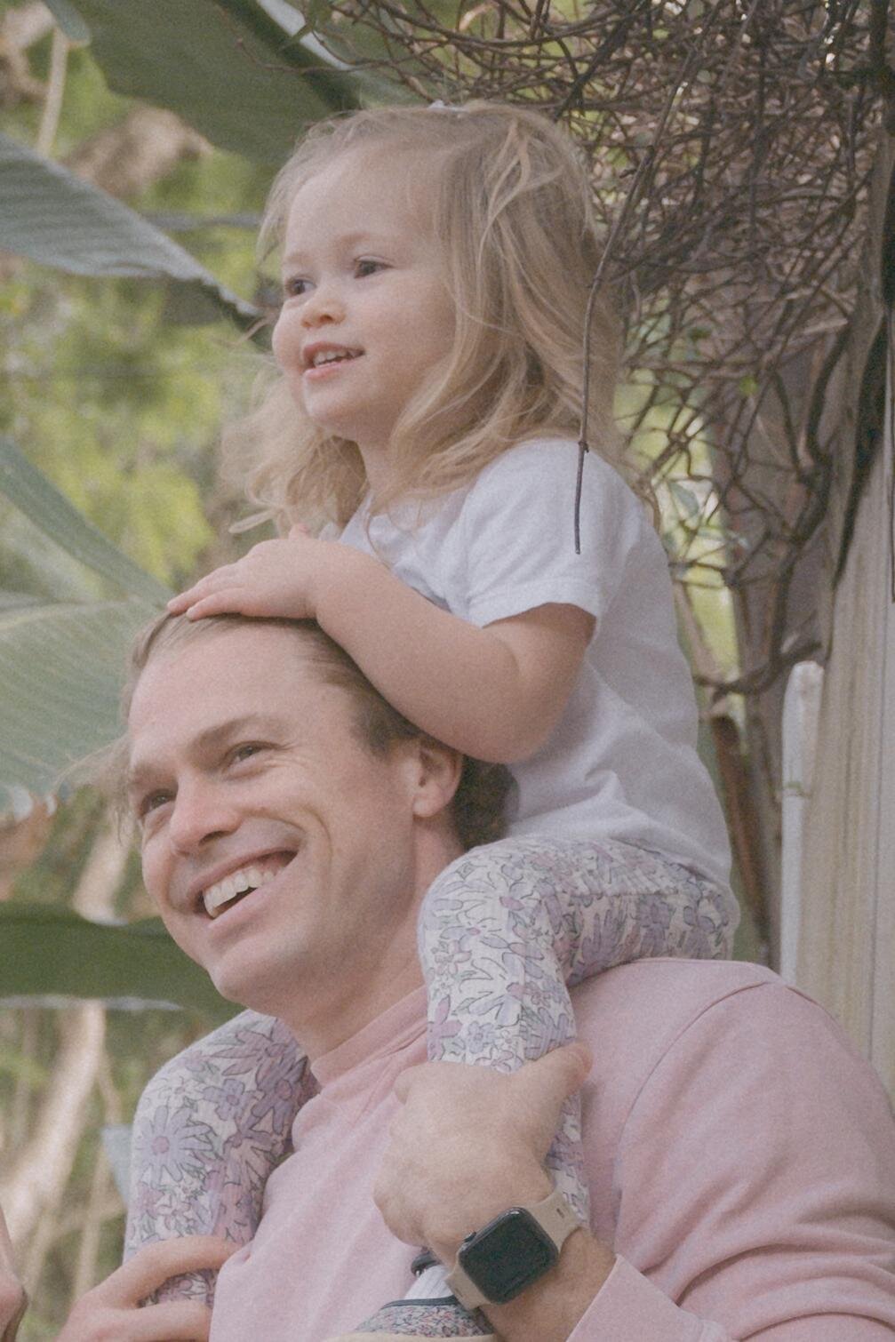 father_daughter_moment_family_photography_coogee_sydney.