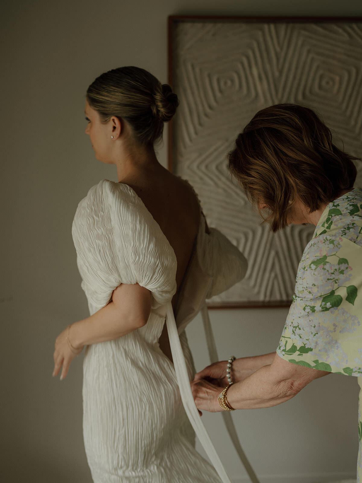 Retro motel chic wedding ceremony at Bodega Los Alamos - 15