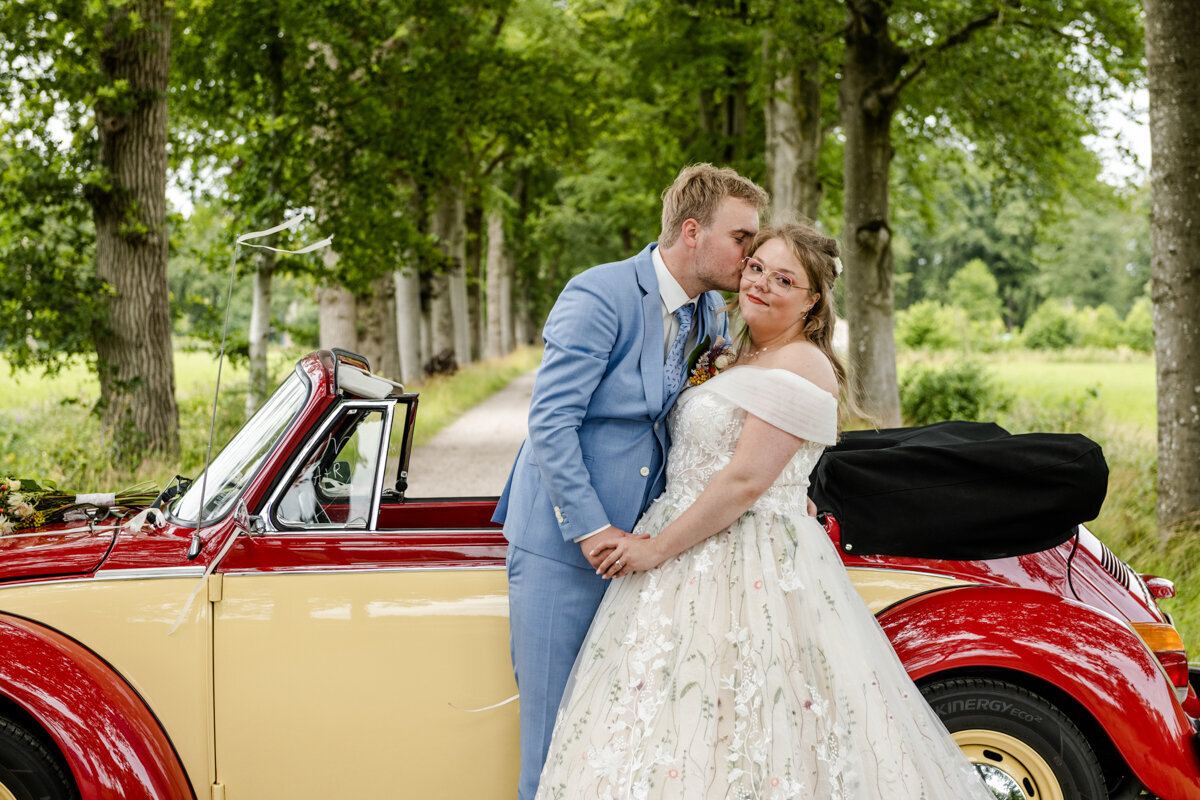 Trouwfotograaf Friesland, bruidsfotograaf, trouwen bij Paviljoen de Leyen (68)