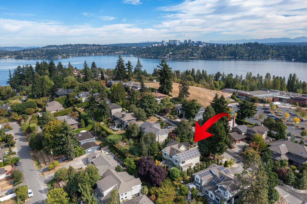 18 Aerial Photograph of home on Mercer Island for Realtor