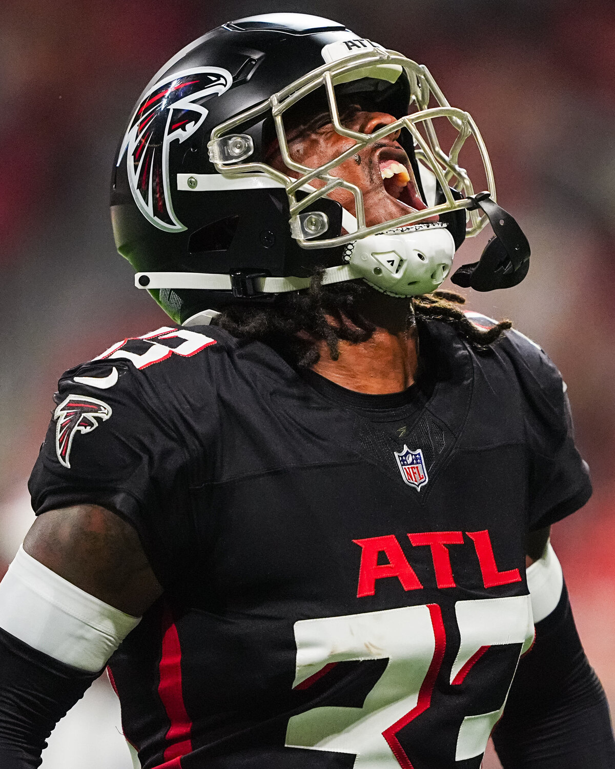 kansas-city-sports-photography-chiefs-0029-opposing-team-falcons-player-closeup