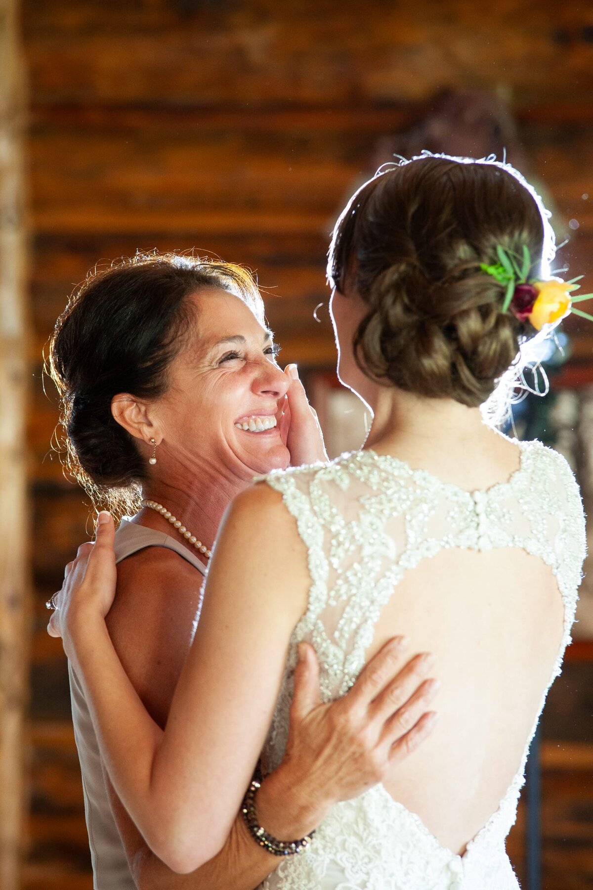 bride-mom-dance-unique-wedding-traditions