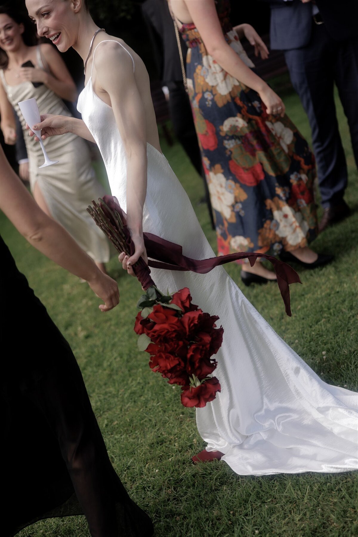 Maegan-Brown-Moments_20240120_Wedding_Stella-Julian_Botanical-Gardens_Sophia-Prahran-Arcade_1908