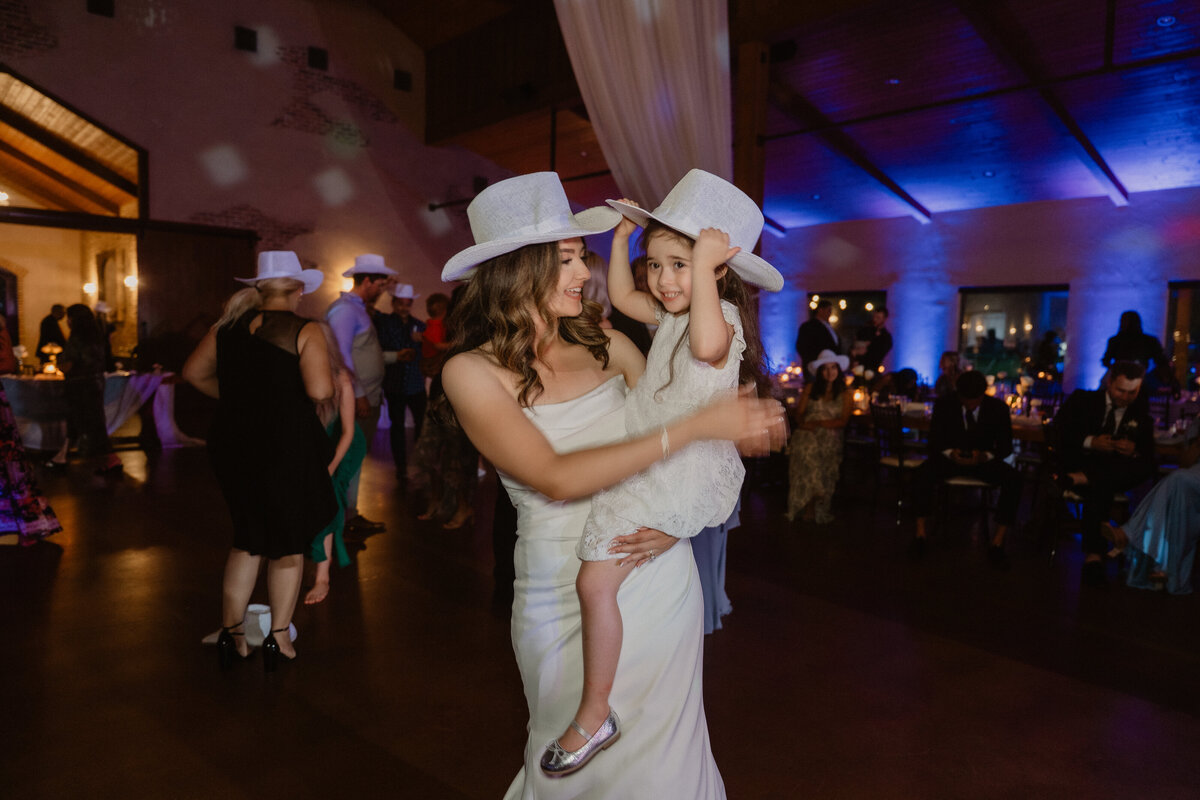 N&TWeddingPreviews-79