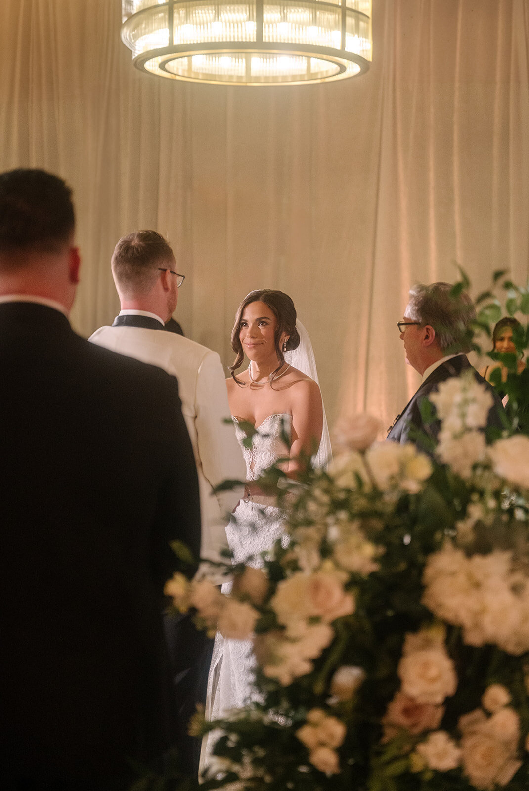 winter-wedding-ceremony-at-boston-park-plaza-hotel