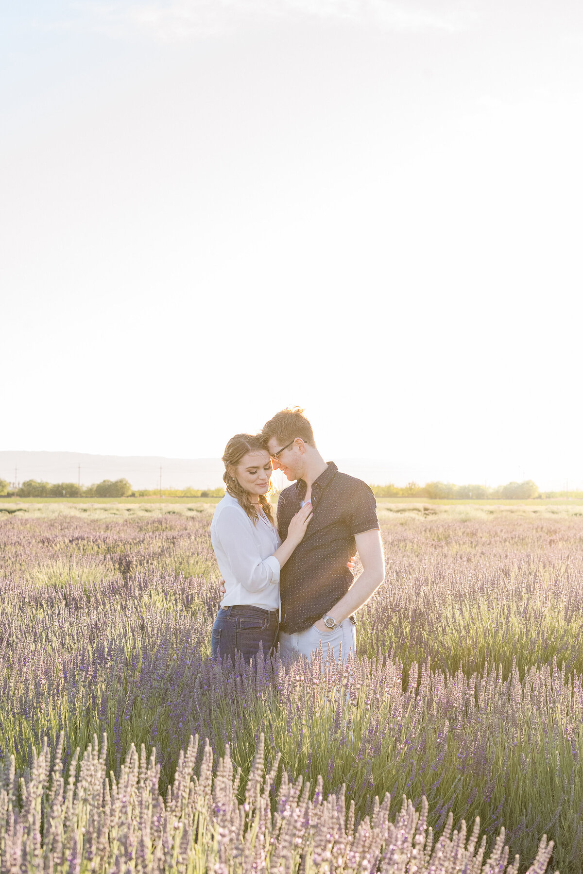 araceli-lavender-farm-engagement-sacramento-wedding-photographers-021