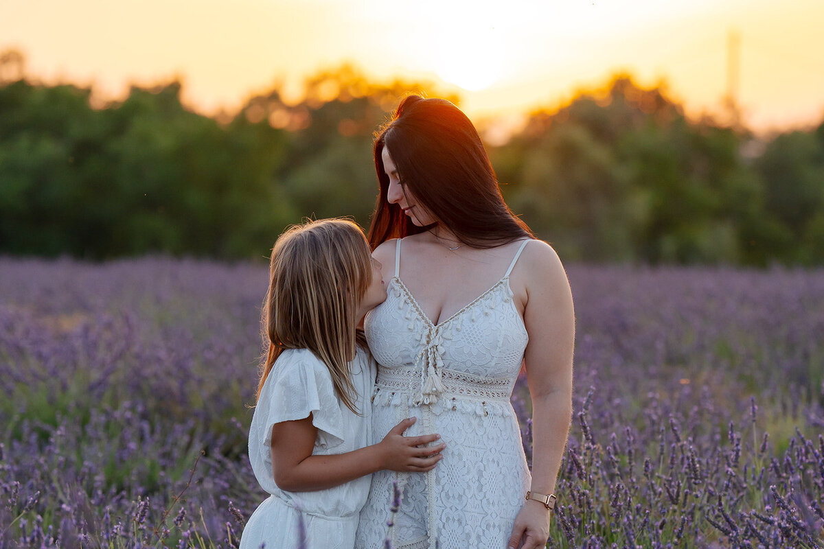 photo-famille-provence-coucher-de-soleil-et-lavandes243
