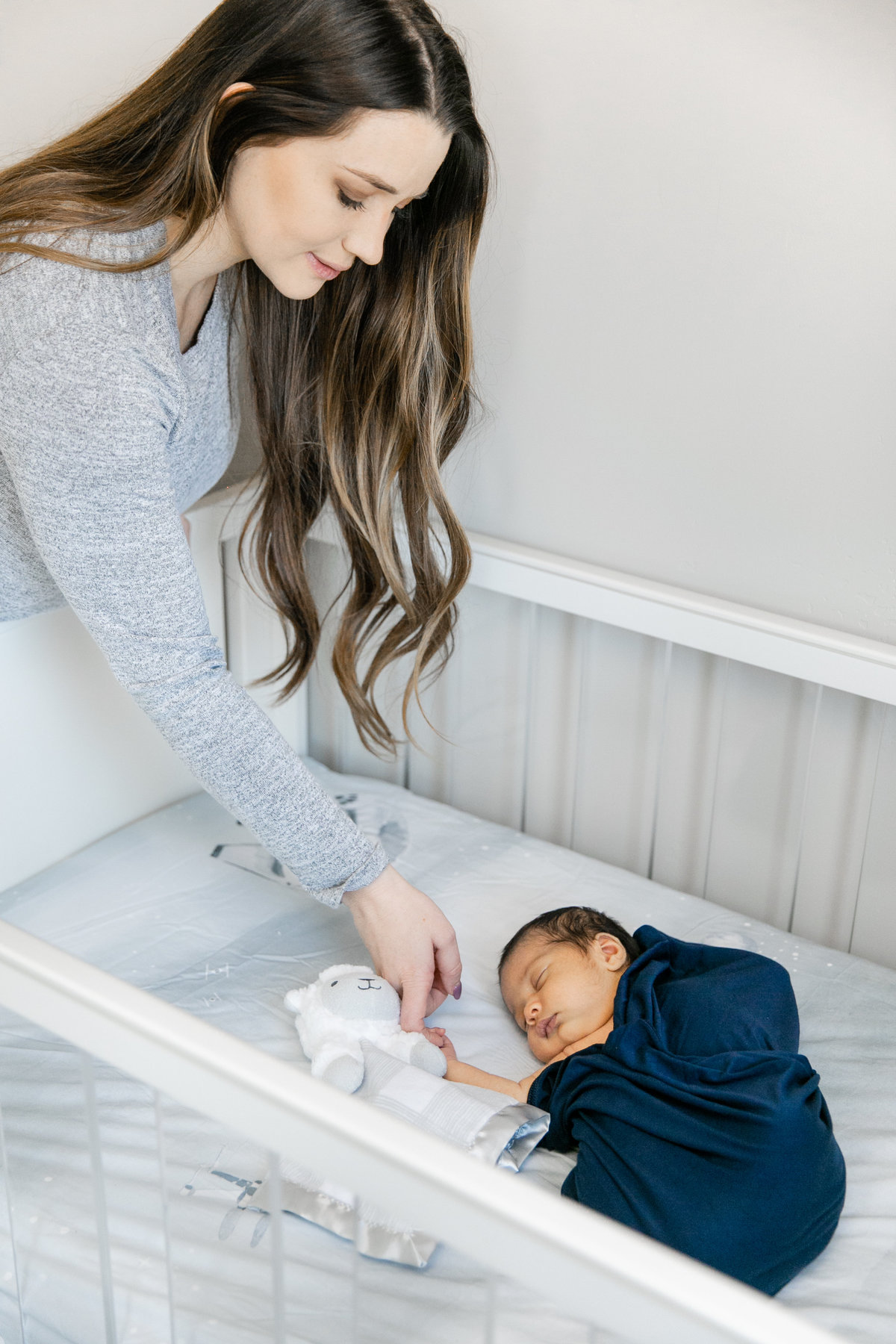 Karlie Colleen Photography - Arizona Newborn Lifestyle Session - Jessica & Aaron -62