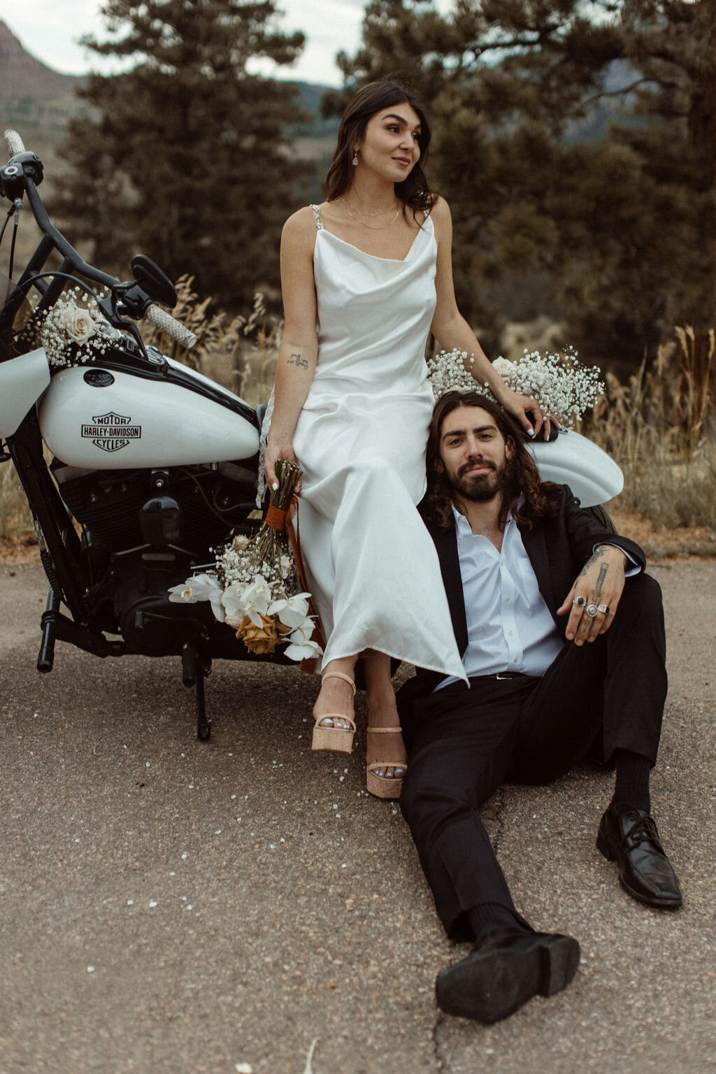 denver-elopement-photographySantinaandChristianPikesPeakRanchColoradoSpringsWeddingElopementPhotographerDenver-312