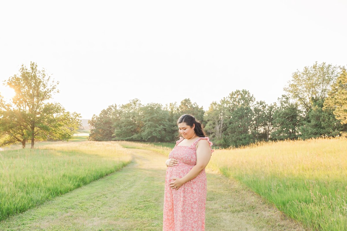 Pregnancy and maternity portait photography by Claire Katan Creative in Omaha.