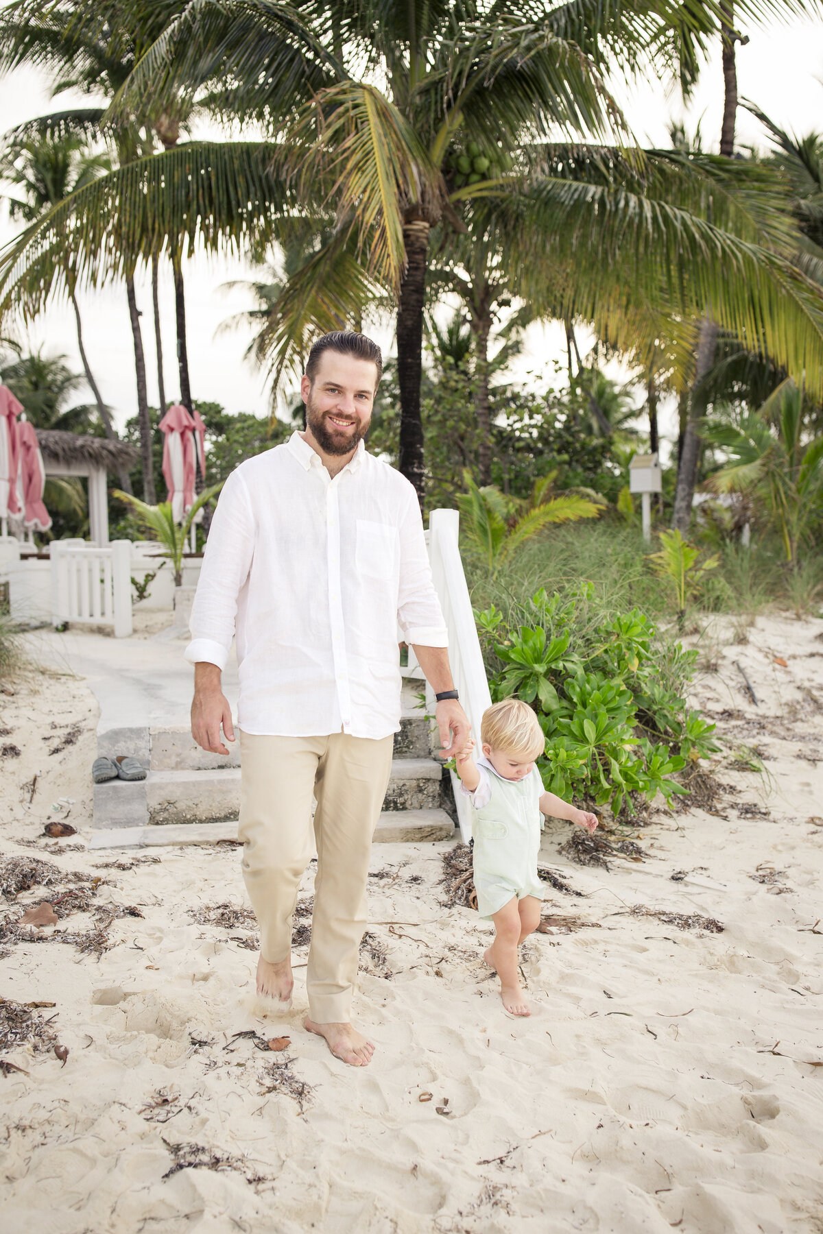 EboniRobyn-Family-Caroline-BeachShack-LyfordCay-Nassau-NewProvidence-TheBahamas-Final-45