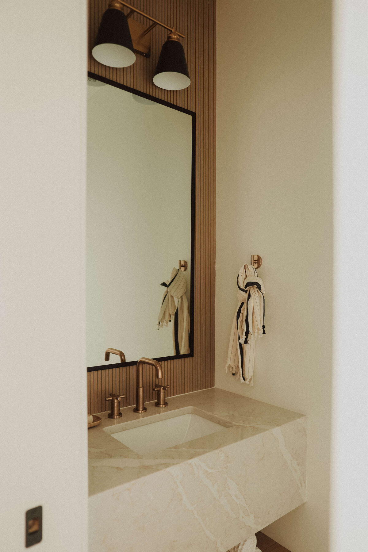 2802-Bathroom-Grimes-Central-Iowa-Custom-Home-JRL-Builders-3F1A0110