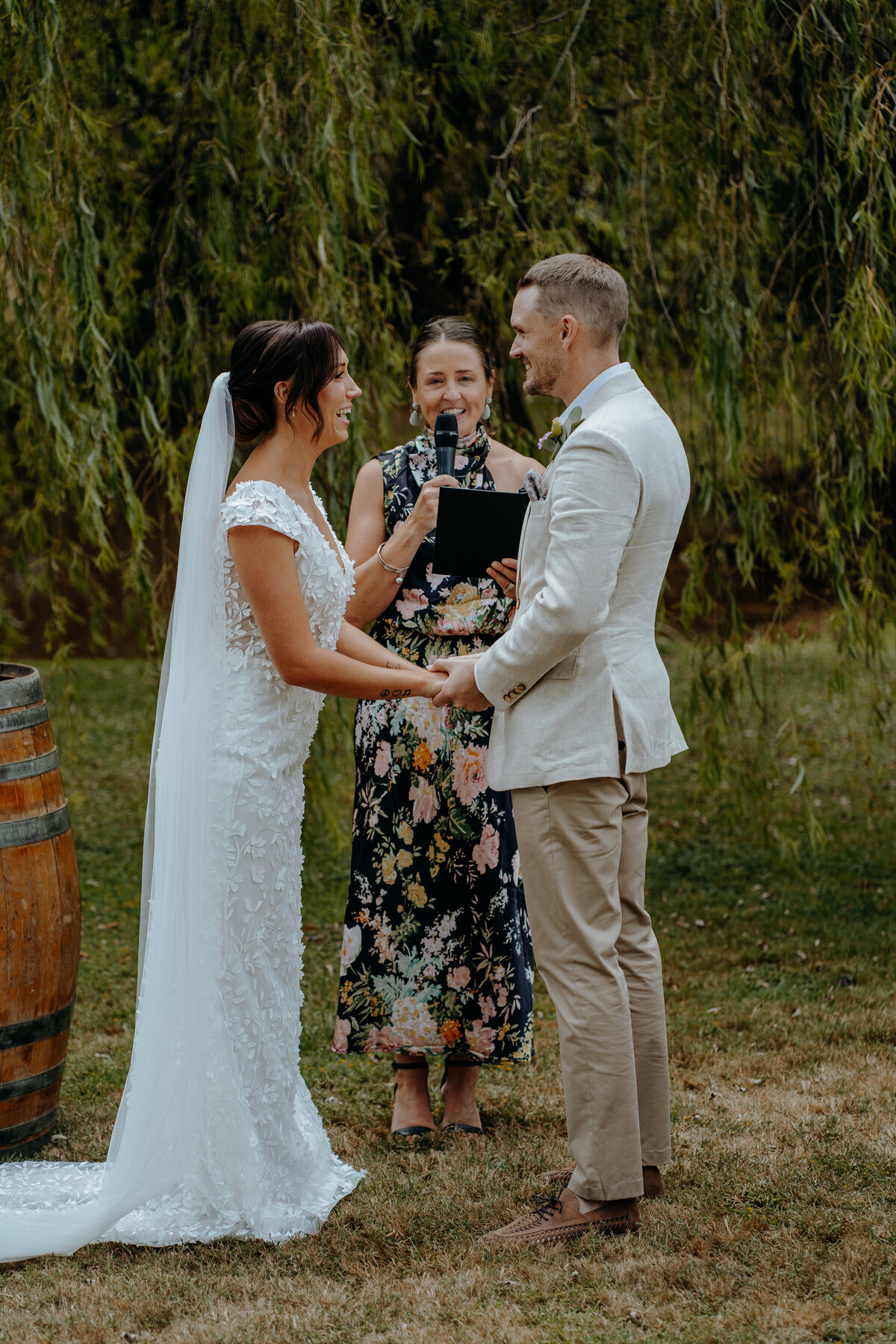 Karrawingi Park Wedding photography by Jake Grinde