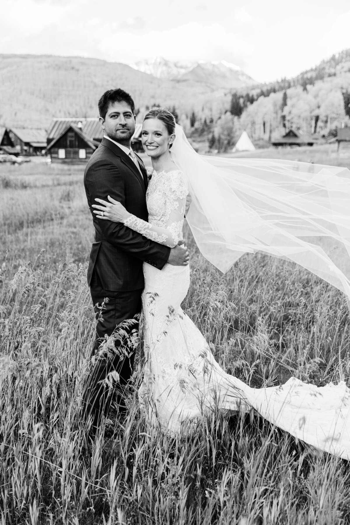 AbieLivesayPhotography-DuntonHotSpringsPhotographer-ElizabethCHristopher-Preview-76-2