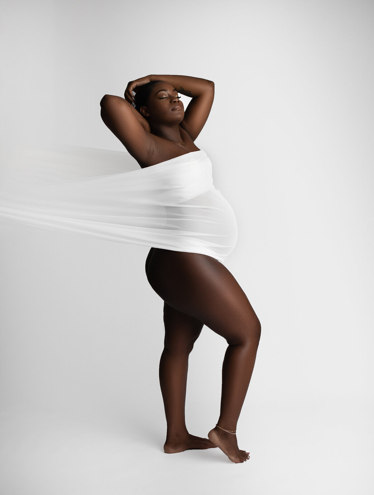 Inspiring Postpartum Photoshoot in Decatur