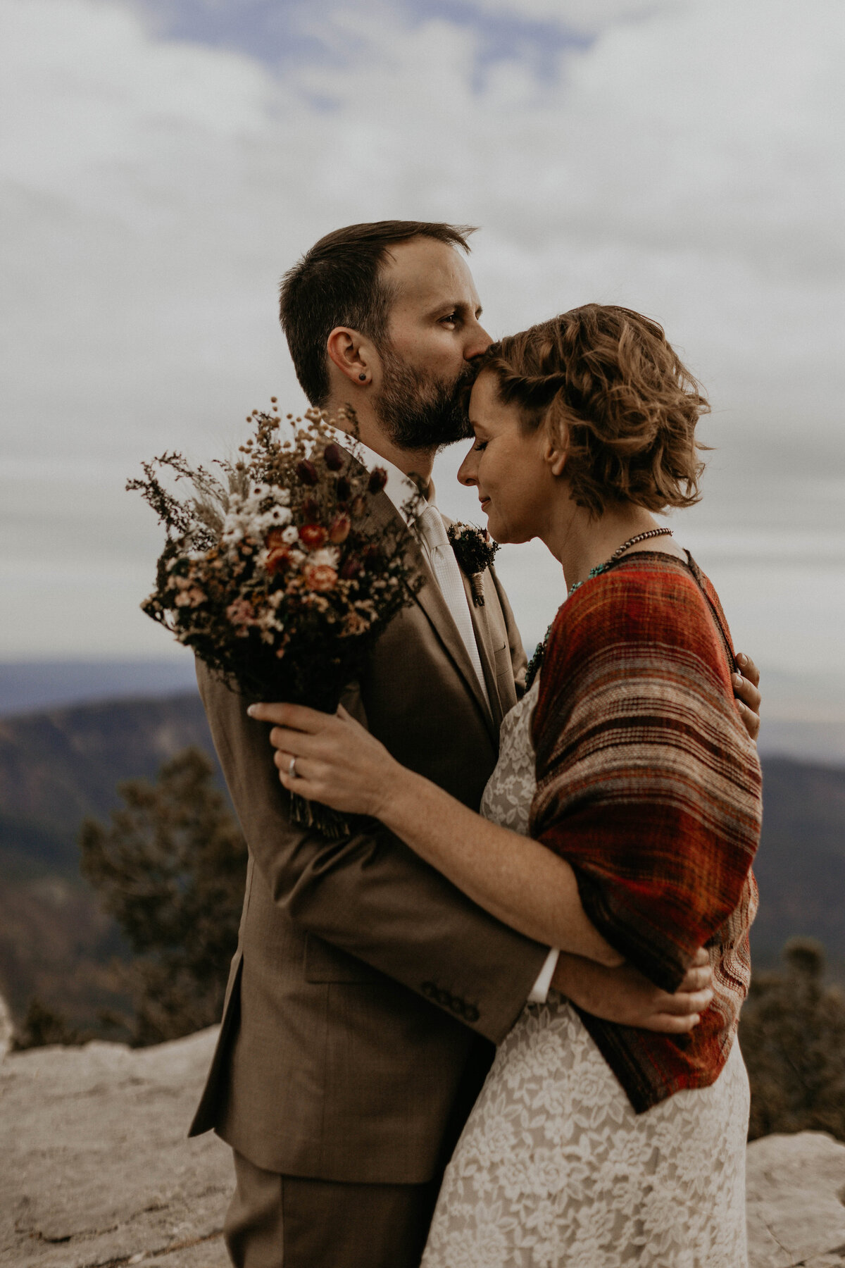 jemez-pueblo-sandia-crest-2-day-elopement-new-mexico-35