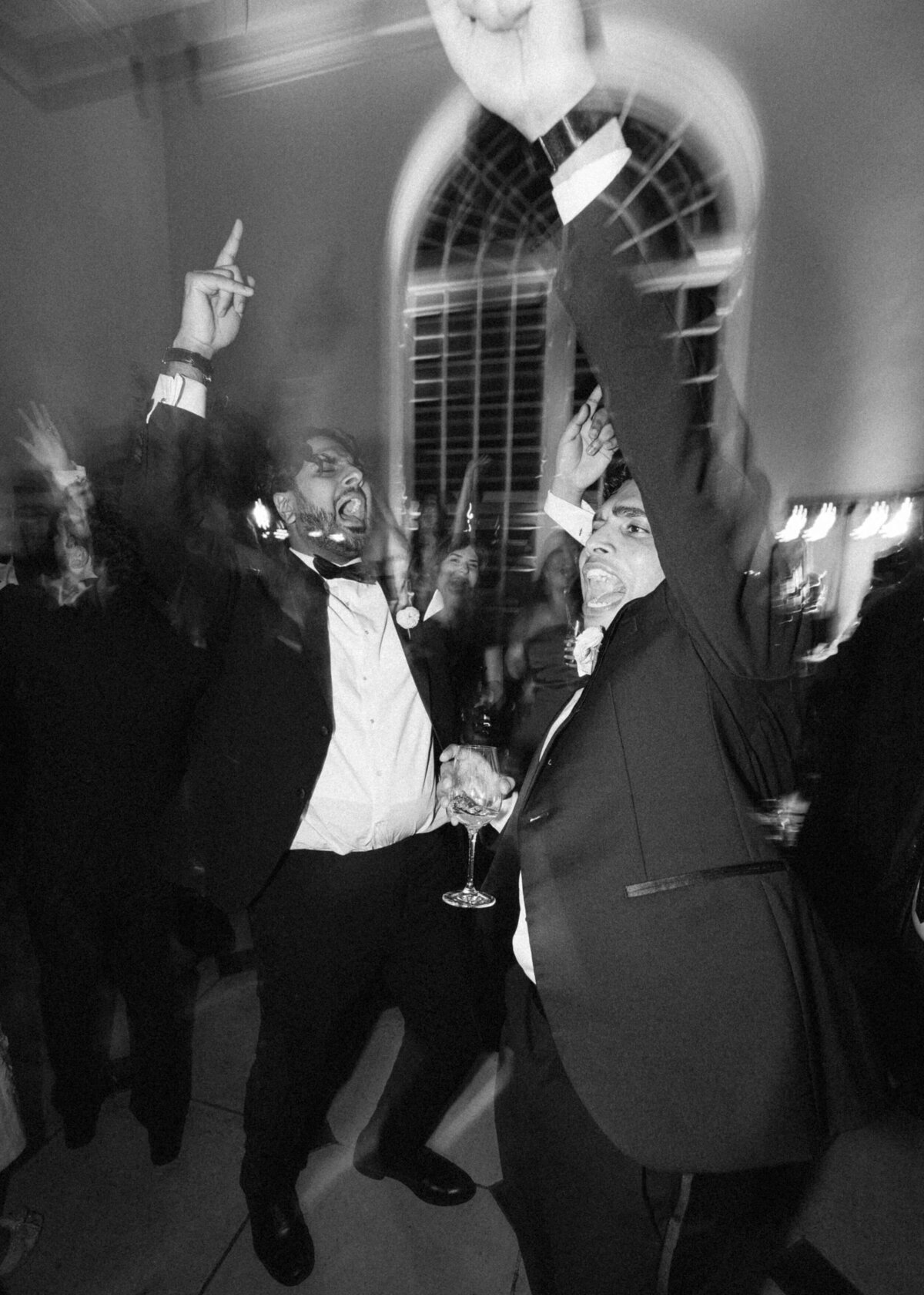 Anna-Vish-Wedding-Kew-Gardens-Chloe-Lowe-Photography-805
