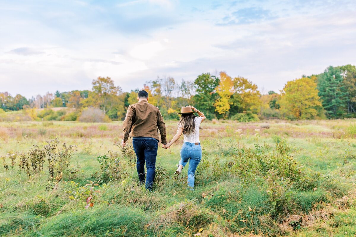 New-Hampshire-Fall-Engagement-Photography_0007