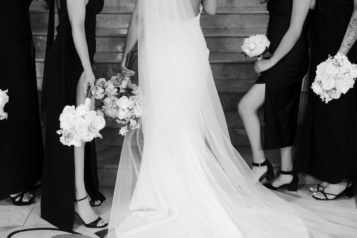 36riskyexposure_andrea-george_las-vegas-elopement-photography