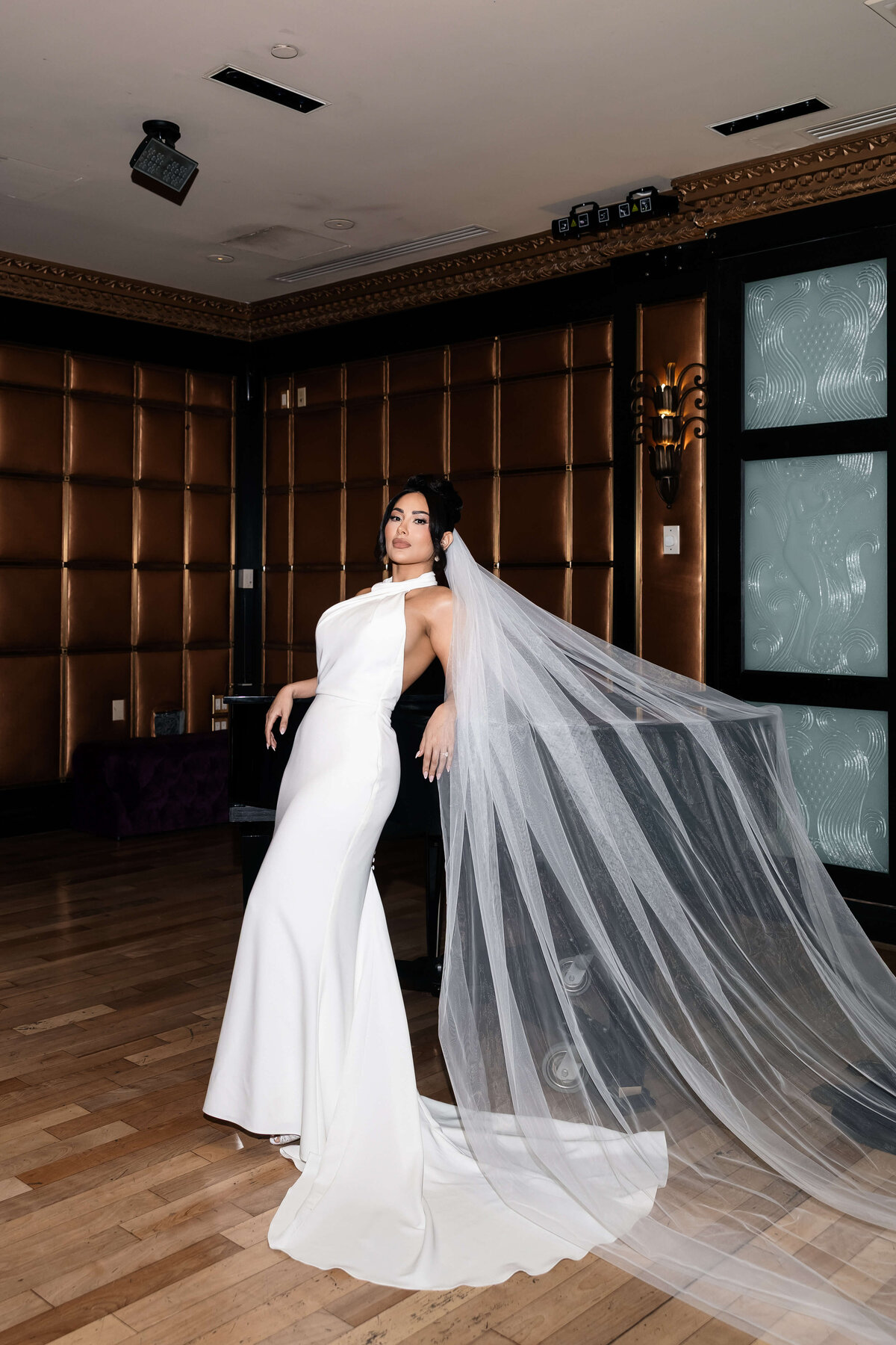 37riskyexposure_andrea-george_las-vegas-elopement-photography