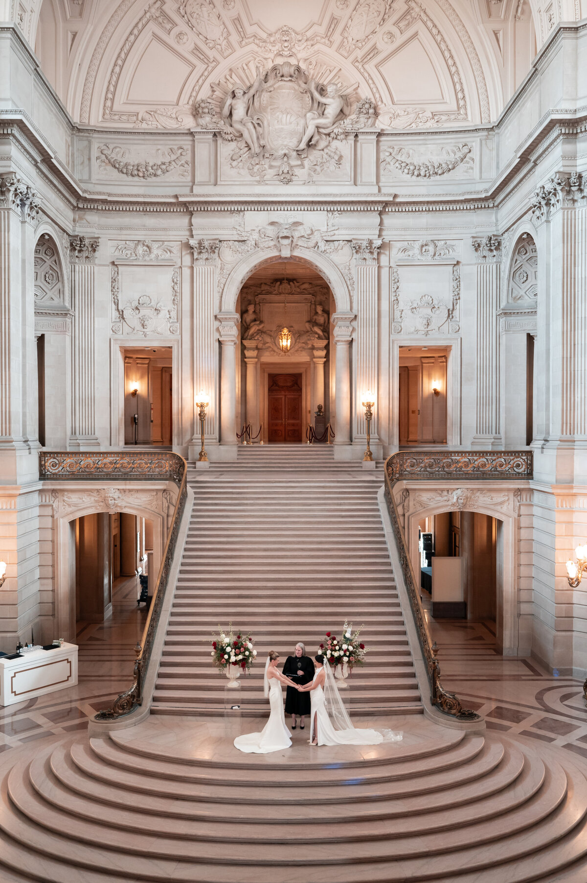 JeLauPhotographyLilyBaileySanFranciscoCityHallWedding2PP2_9863