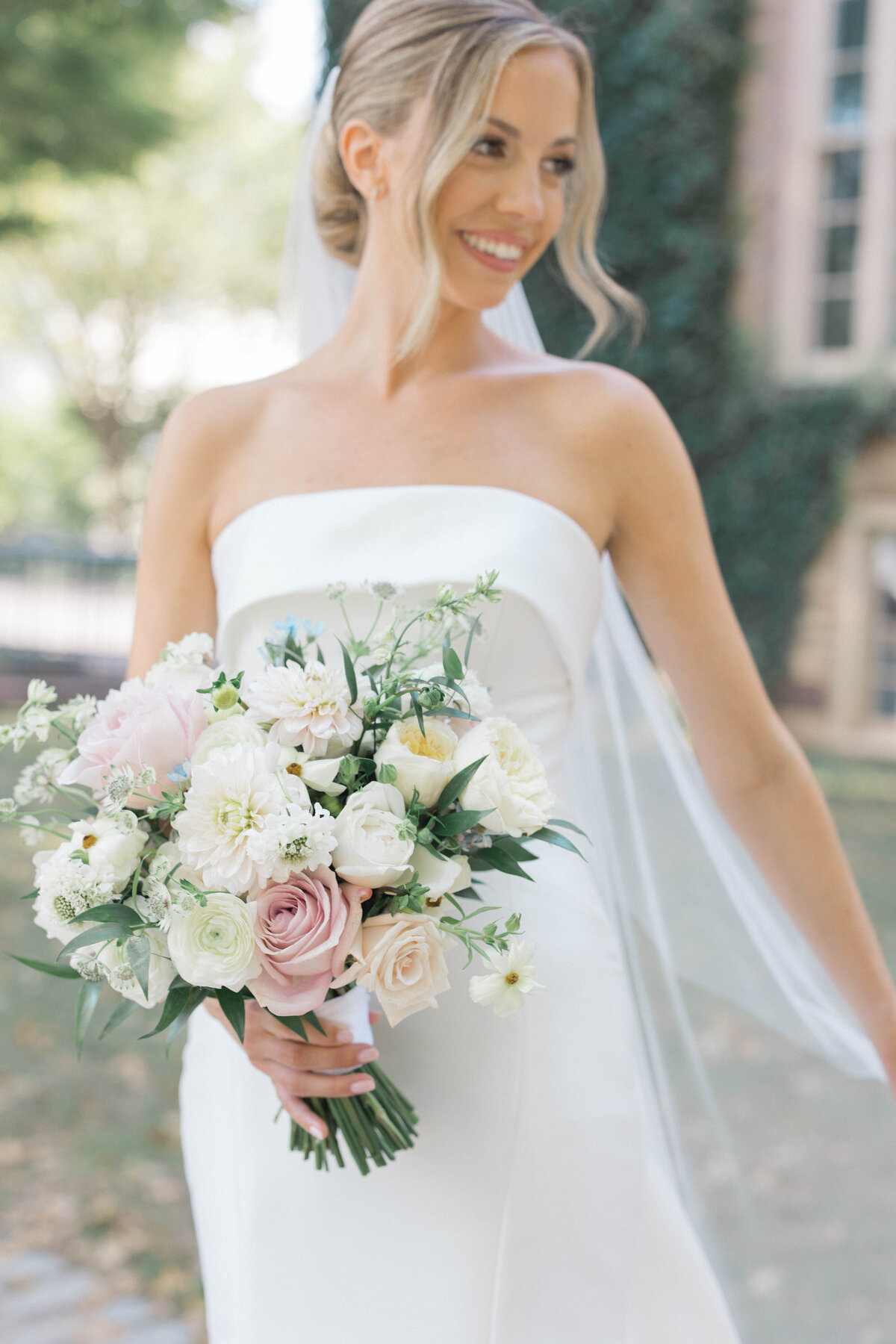 Molly Sue Photography New Jersey + East Coast Wedding Photographer Romantic Imagery Engagement Lifestyle Heirloom Wedding Albums0