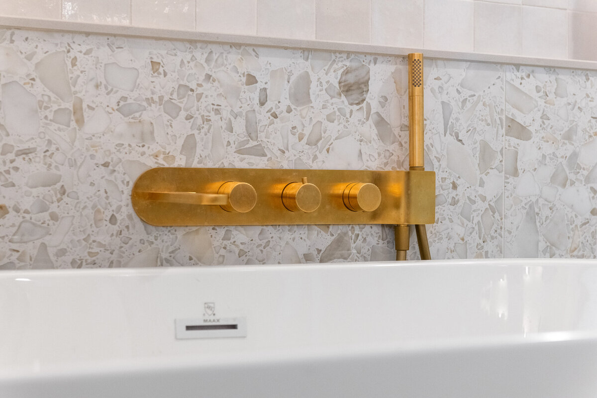 final image of our botanical luxe ensuite bathroom design project