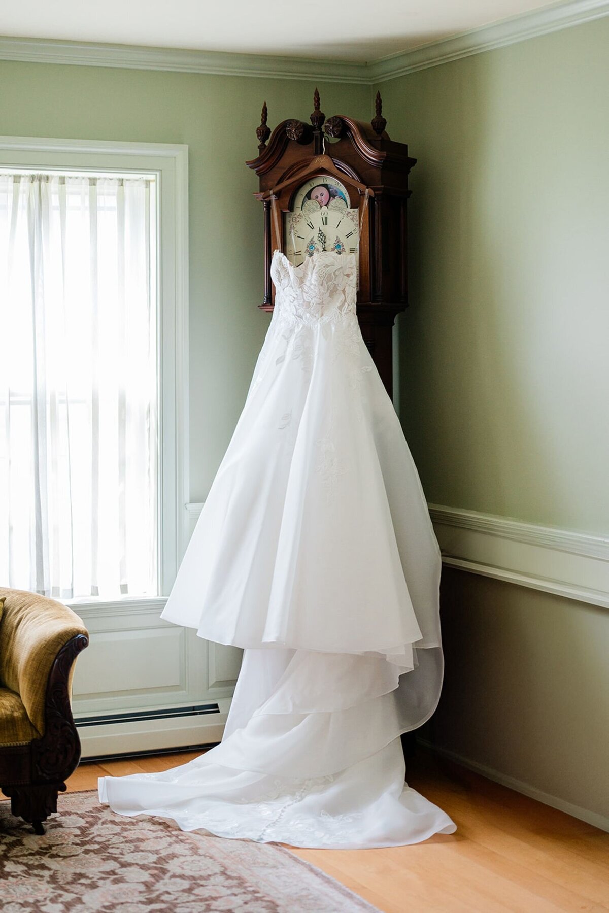 barn-at-quonquont-farm-wedding-margit-anne-photography-11