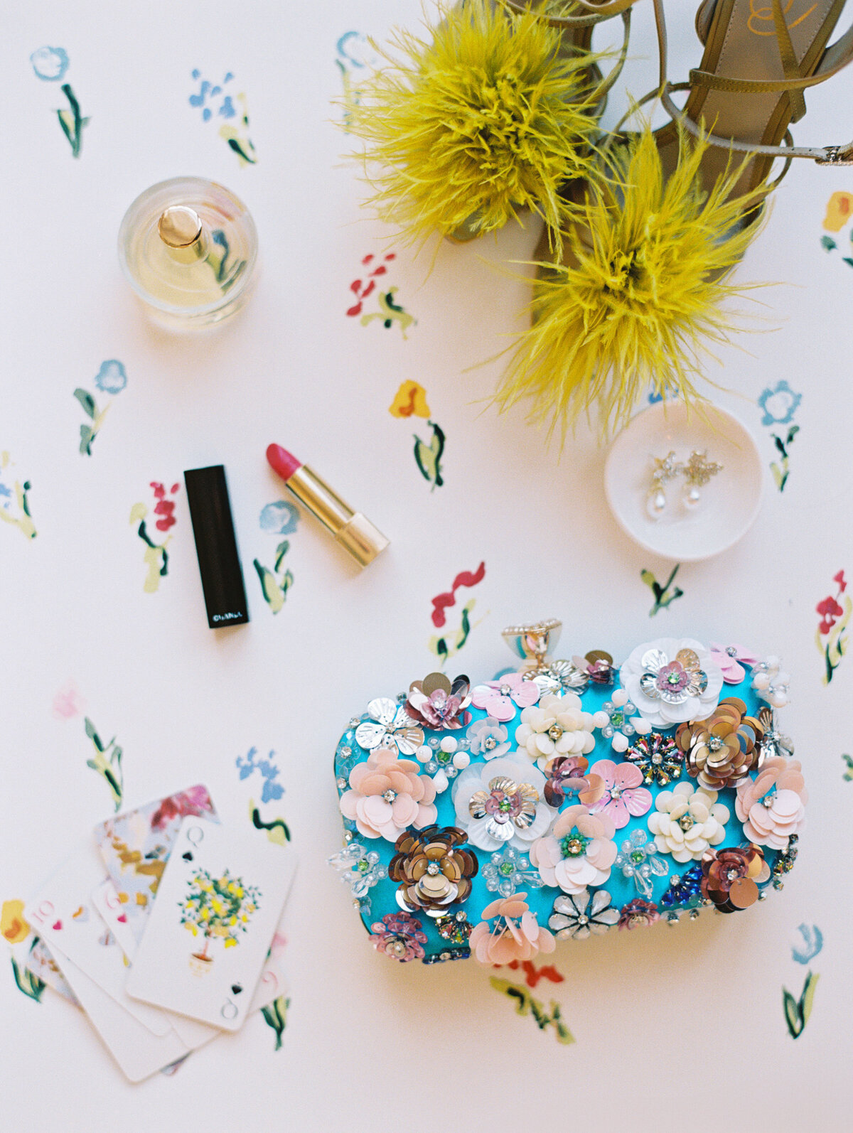 styled-shootout-flat-lays-7