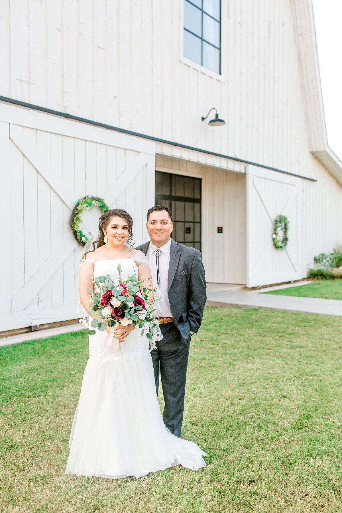 Stephanie&ChristianMorganCreekBarnAubreyTxWedding13