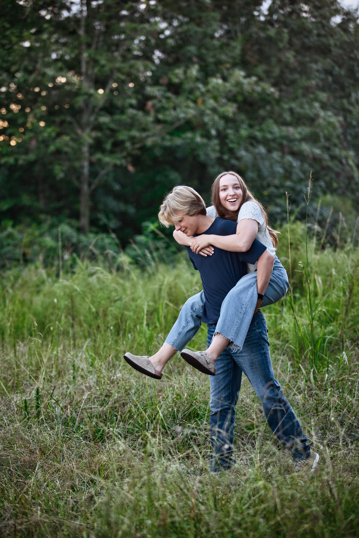 2X4A5692_hb copy