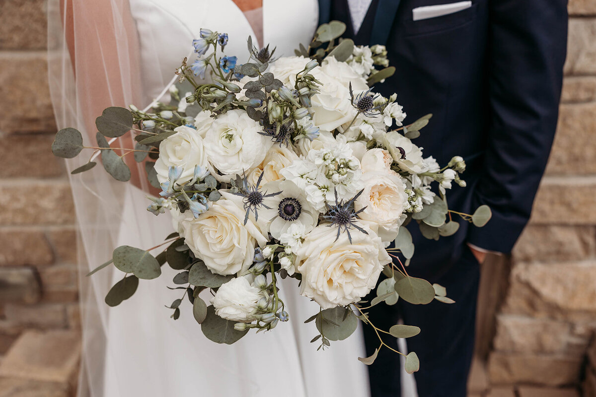 Saint Clair Inn Wedding Portraits Michigan Photographer K. E. Rogers Photography-11