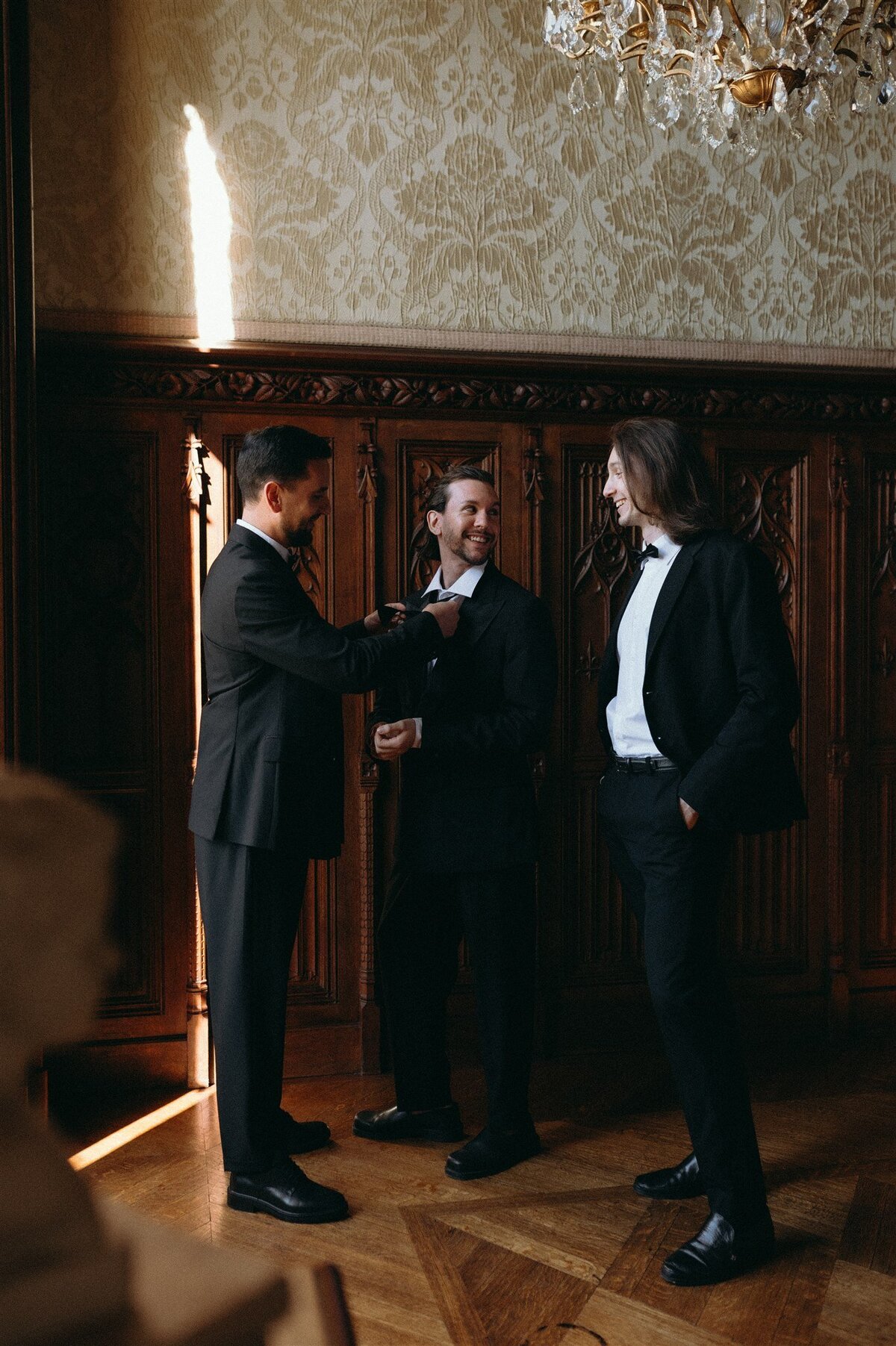 chateau-challain-france-luxury-wedding-julia-garcia-prat-wedding-photographer-5