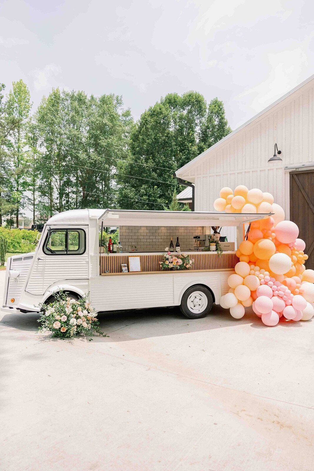 wedding-mobile-bar