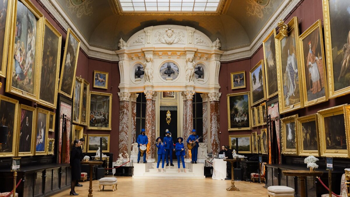h Chateau Chantilly Fairytale France Destination Arab Wedding by @alejandrapoupelevents 14