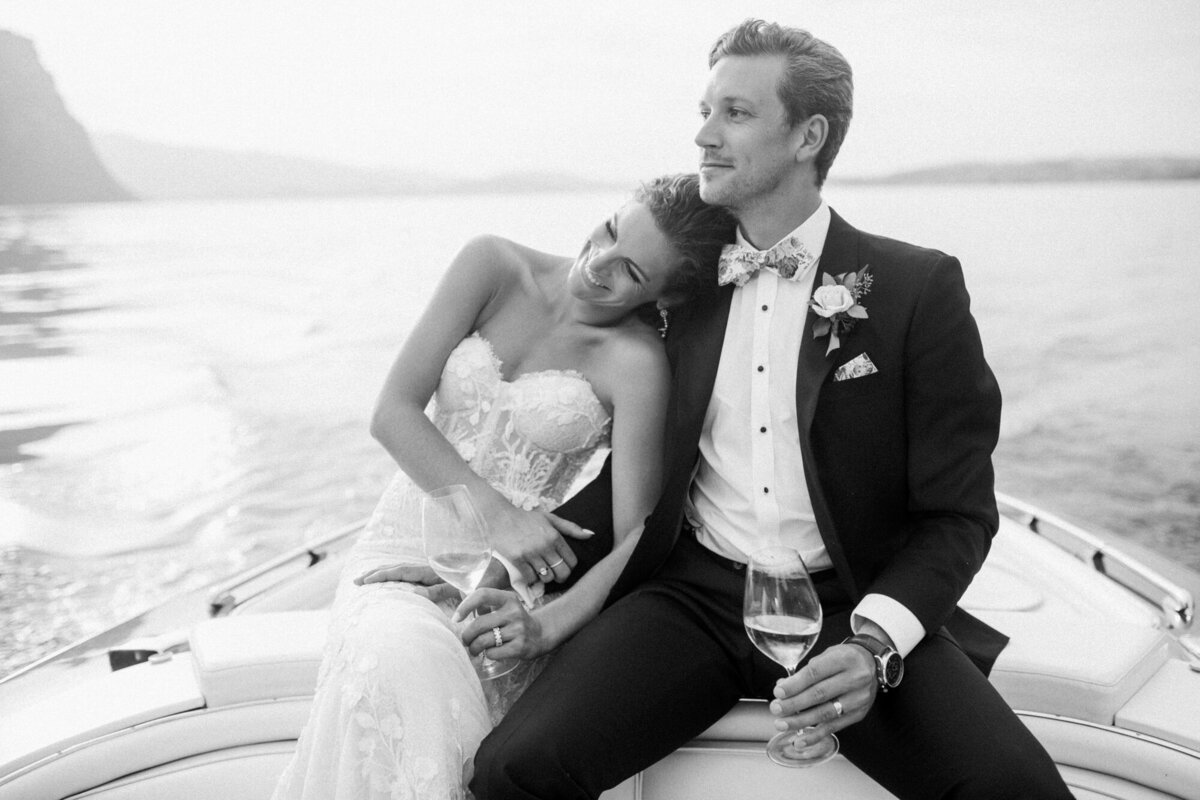 Maïlys Fortune Photography Husband Wife Wedding Weddings Photography France Switzerland Italy Timeless Dreamy Imagery Bilingual French English Destination Weddings Destination Wedding Provence French Riviera Paris Lake Como Tuscany105