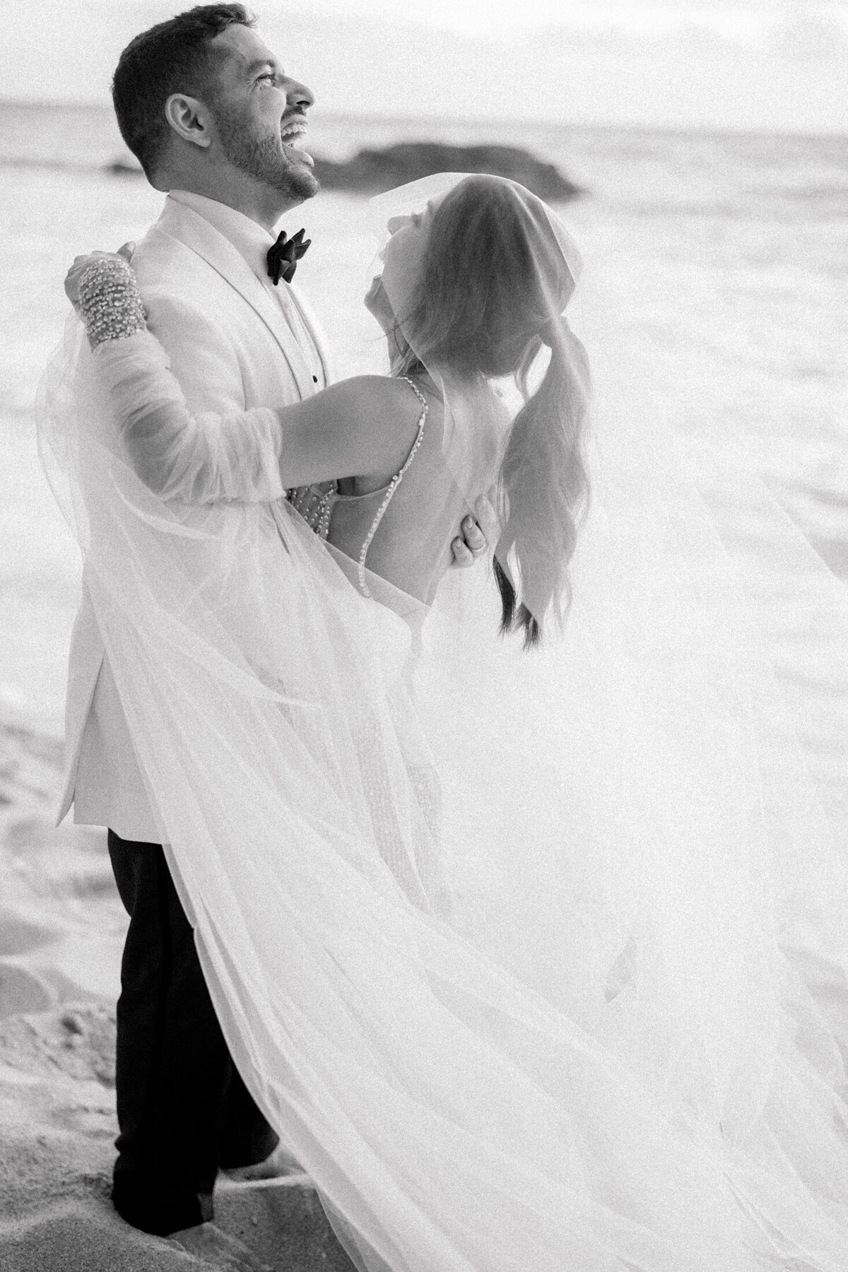 Kat Derek Oahu Hawaii Wedding Lauren Fair Photography_0097